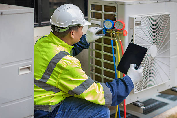 Professional Hvac Maintenance technician working in Washington, OK